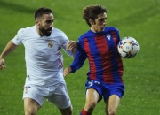 开运体育平台-关于埃瓦尔艰难取胜，实力逐渐提升的信息