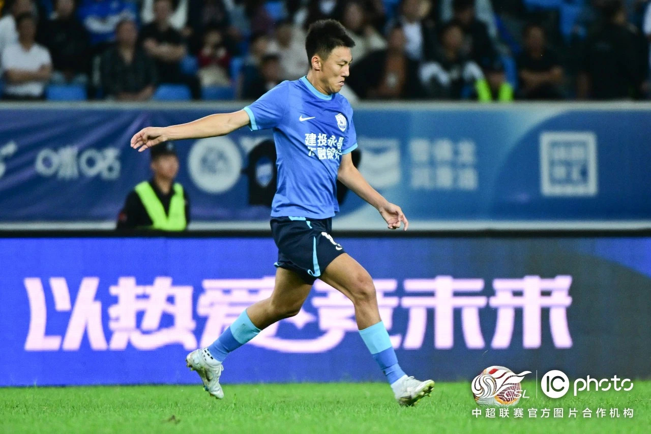 包含中场球员发挥关键作用,助球队取得关键胜利的词条 包含中场球员发挥关键作用,助球队取得关键胜利的词条