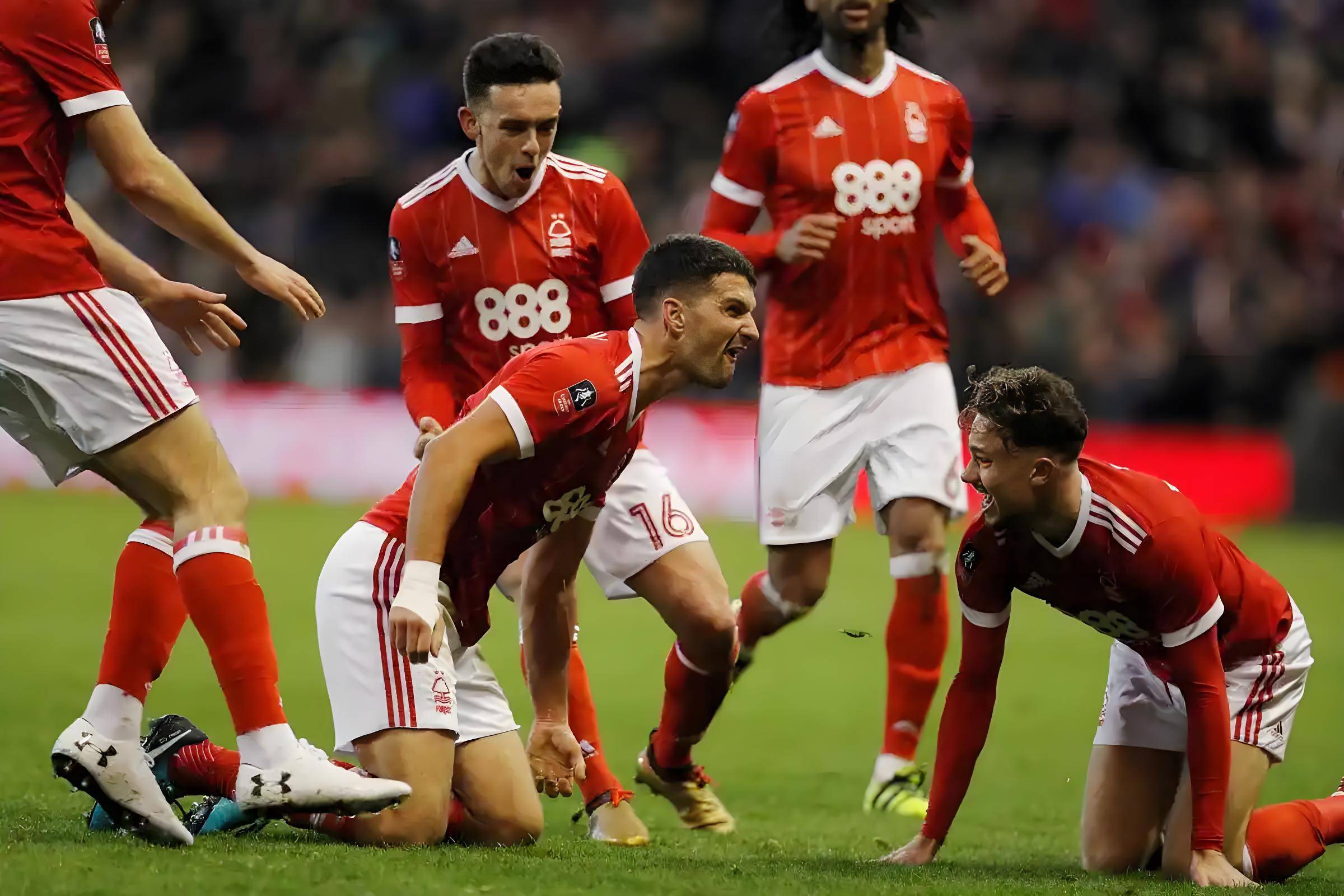 埃弗顿客场挑战西汉姆联，争取三分的简单介绍