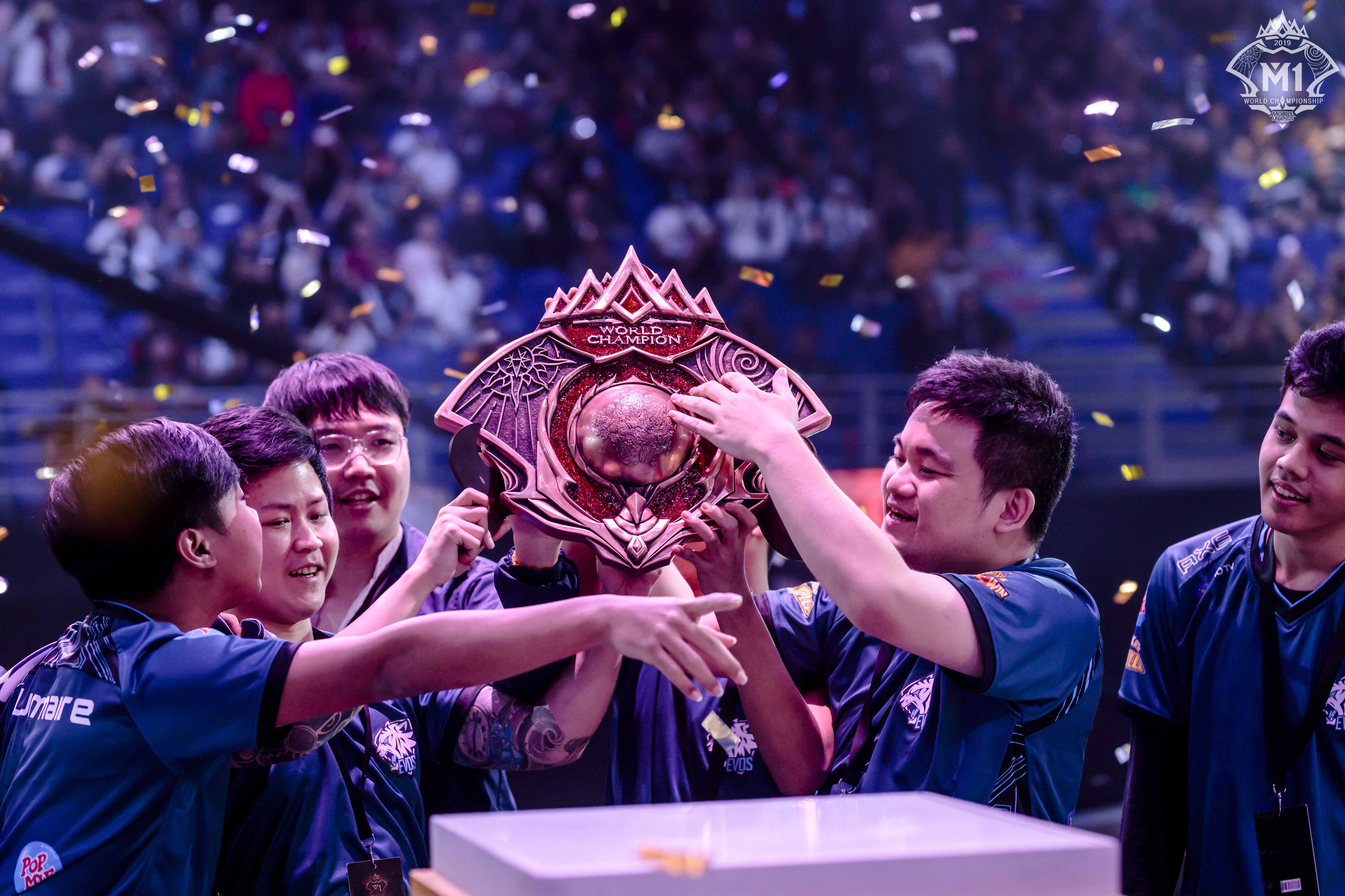 竞技舞台精彩呈现,运动员挑战突破自我的简单介绍 竞技舞台精彩呈现,运动员挑战突破自我的简单介绍