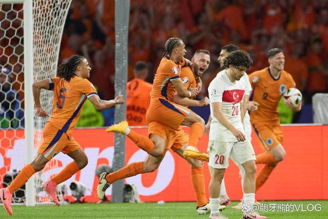 英格兰队逆转比分,跻身欧洲杯四强 英格兰队逆转比分,跻身欧洲杯四强
