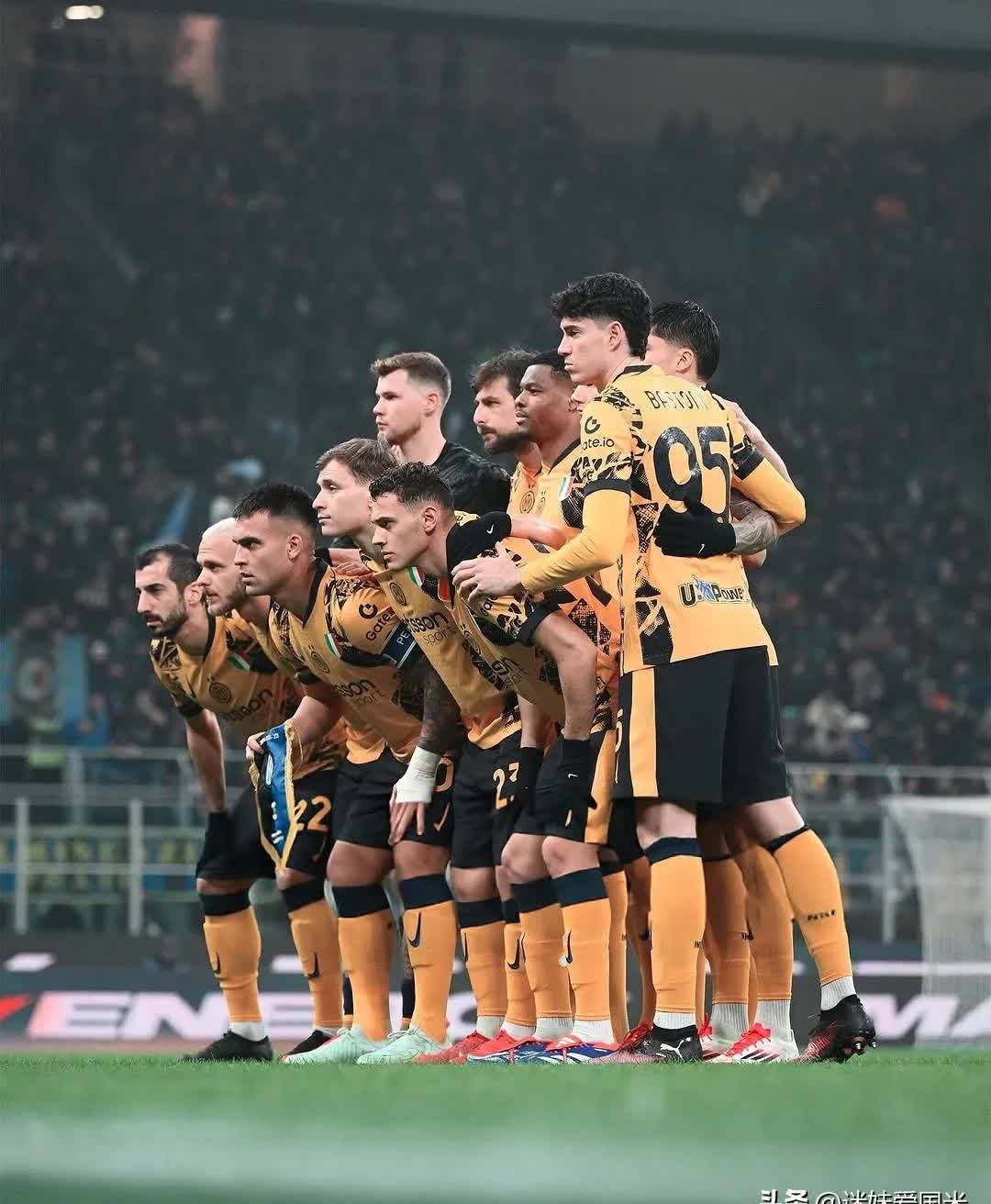 关于国际米兰遭遇连败危机，球队高层忙着研究转会引援计划的信息