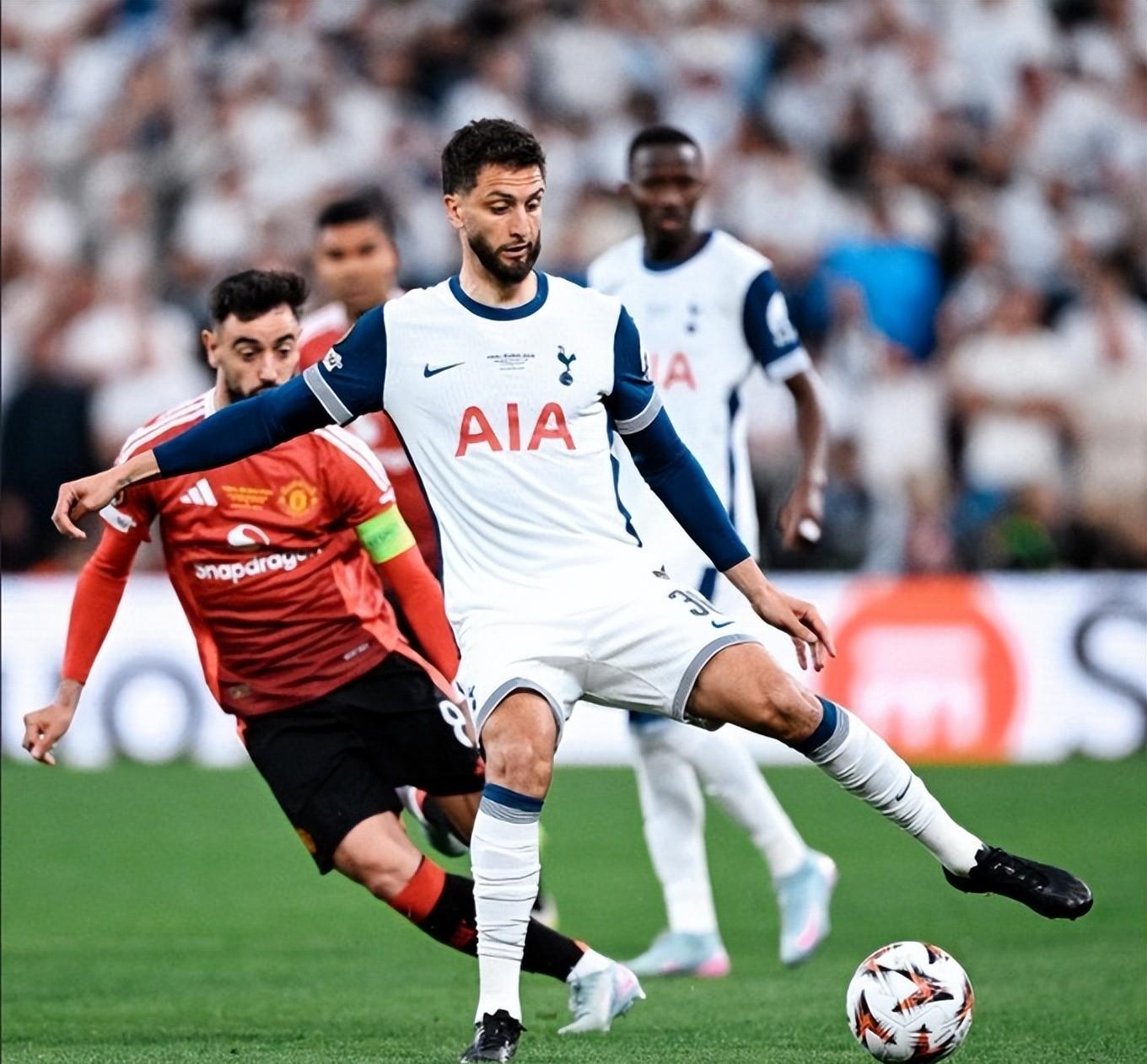 欧预赛比赛热火开赛，球员技艺高超的简单介绍