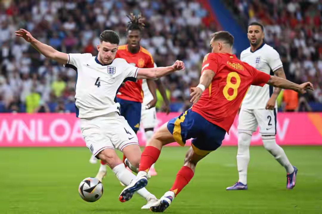 西班牙球队交锋，瓦伦西亚发挥出色