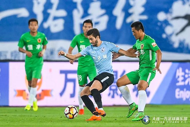 人队客场逆转艰难取胜